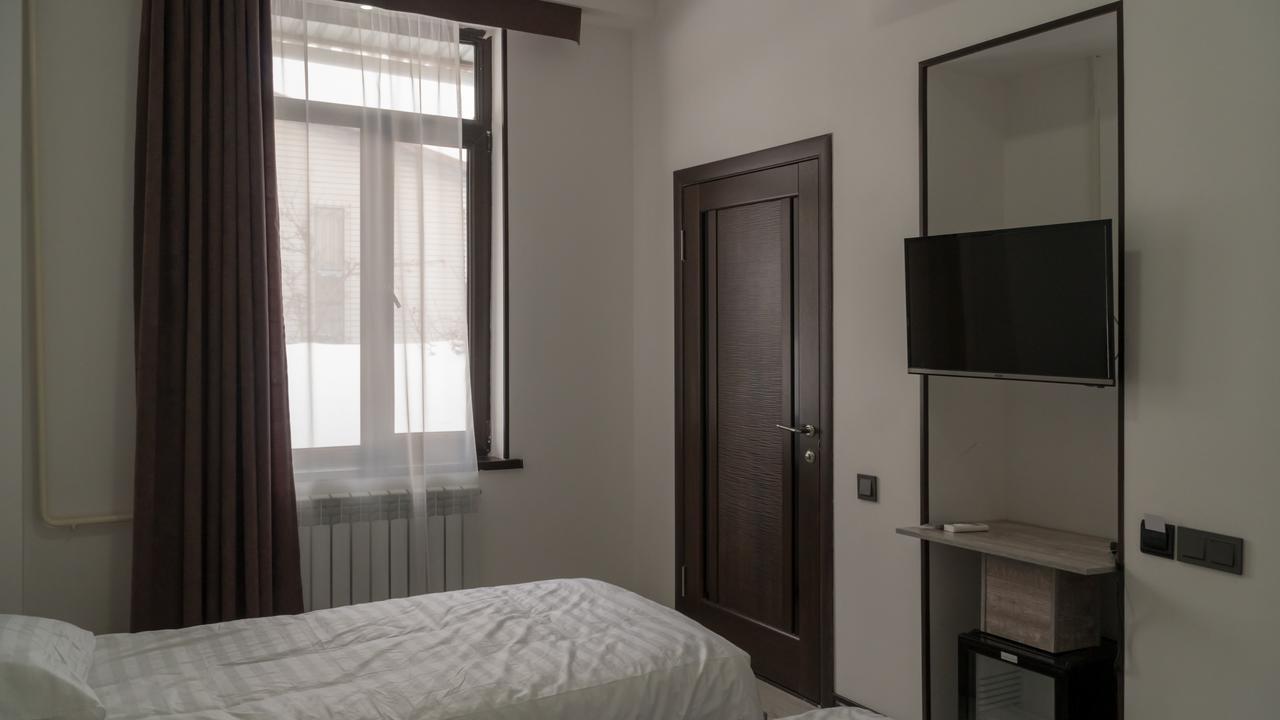 Home Guest Residence Bishkek Exterior photo